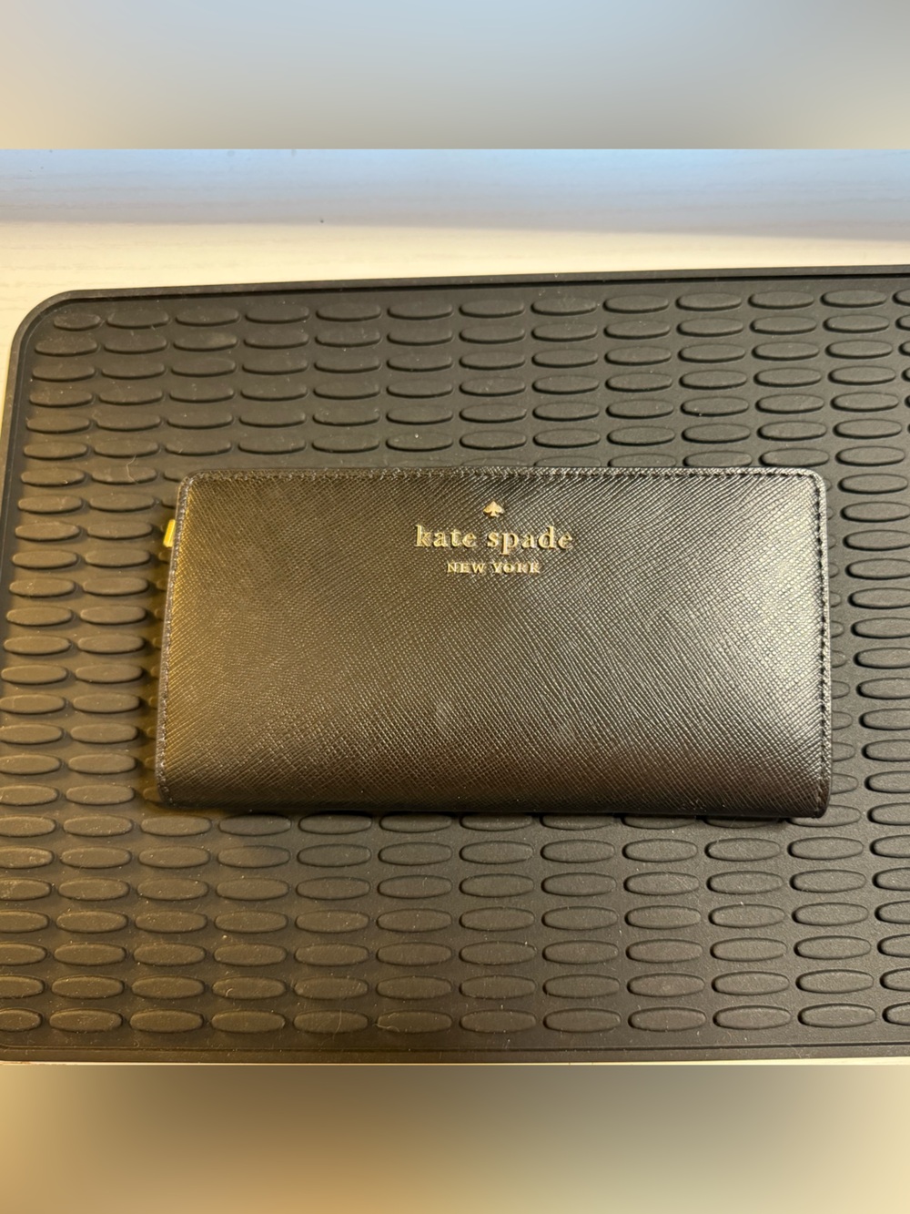 kate spade Black Saffiano Leather Zip Card Holder with Gold Logo
